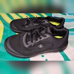 Women's Size 8 Black Champion Tennis Shoes!